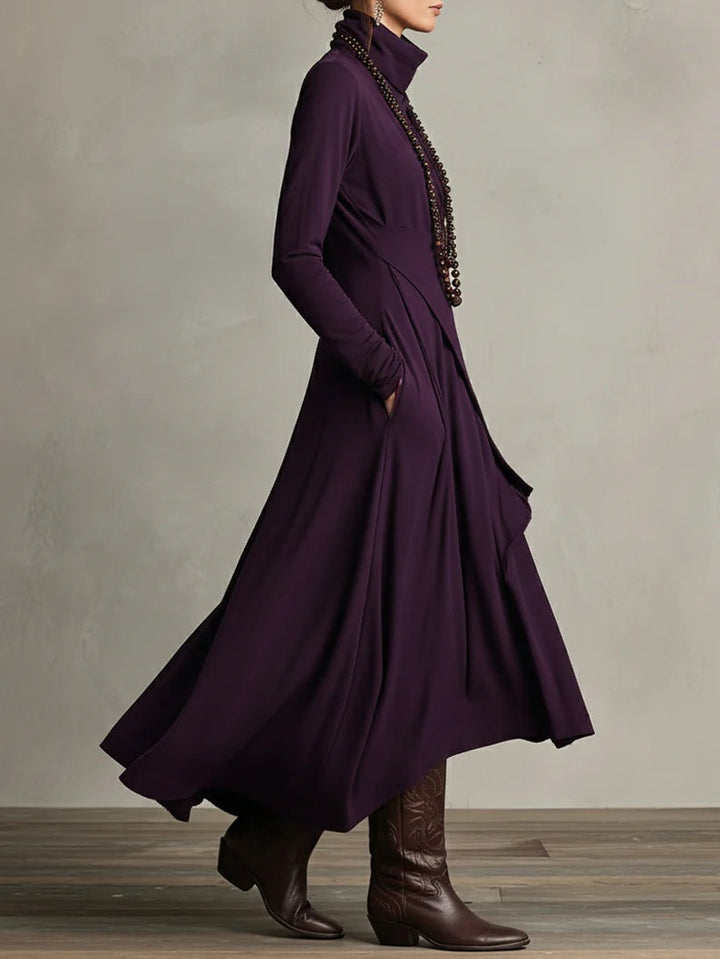 Aurelia | Vestito maxi plissettato asimmetrico con colletto alto