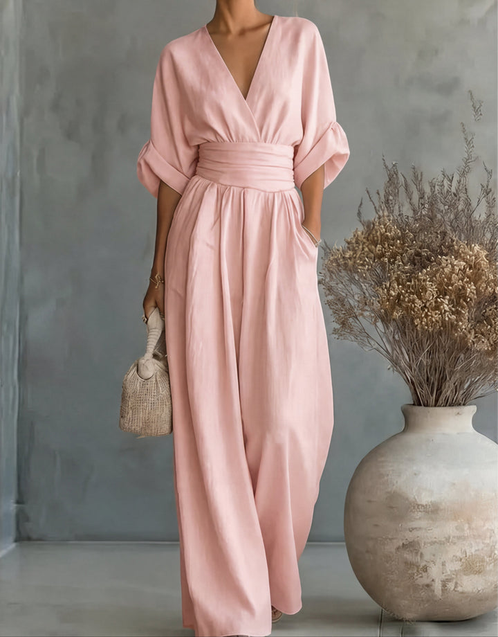 Kira | Tuta elegante e raffinata con scollo a V